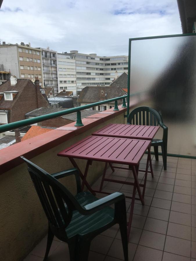 Duplex T4 Idealement Situe Entre La Place Du Marche Et Le Bord De Mer Le Touquet ภายนอก รูปภาพ